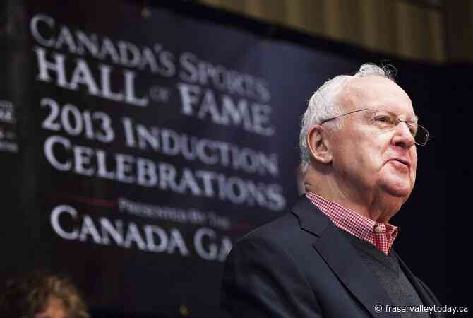 Longtime Canadian hockey executive Murray Costello dead at age 90
