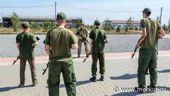 Umerziehung zu „Patrioten“: Ukrainische Kinder in Russland zu Militär-Ausbildung gezwungen