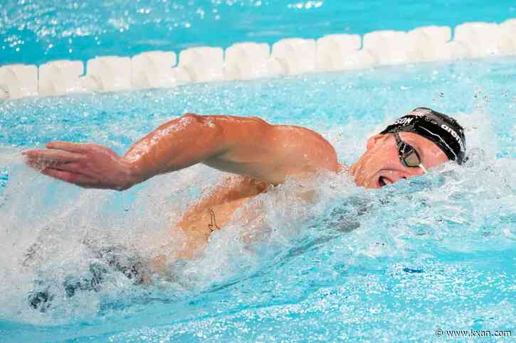Luke Hobson, Texas Longhorns senior, captures bronze in 200-meter freestyle in Paris