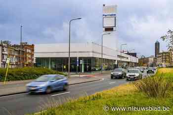 Bouwproject op site Garage Permeke staat ‘on hold’: nog geen vergunning voor 179 wooneenheden en buurttuin