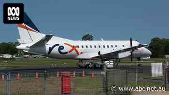 Rex Airlines' future uncertain in wake of ASX trading halt, union says industry is in 'crisis'