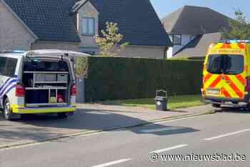 Fietser zwaargewond na aanrijding door laaghangende zon: “Plots zag ik de fietser over mijn motorkap vliegen”