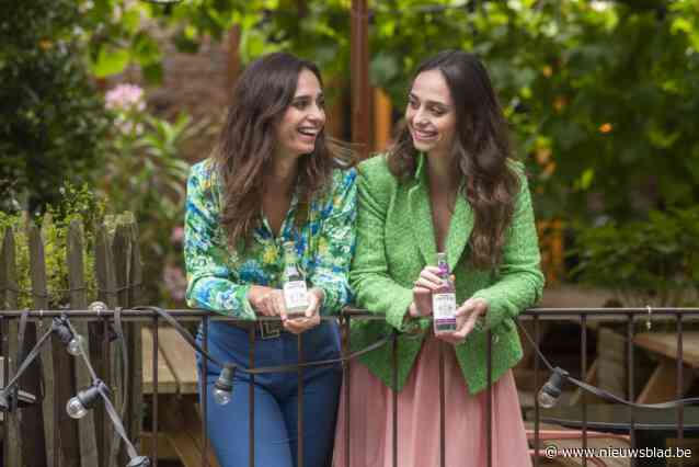 Double Dutch-tweeling Joyce en Raissa zien hun frisdrank steeds meer in de smaak vallen – “Zelfs King Charles is fan”