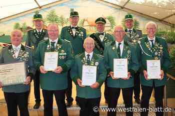 Schützen in Delbrück-Ostenland zeichnen Aktivposten aus
