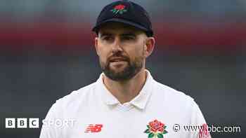 Batter Bruce leaves Lancashire for birth of child