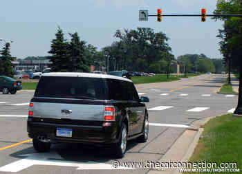 IIHS: Lighted sidewalks could make drivers more likely to yield to pedestrians