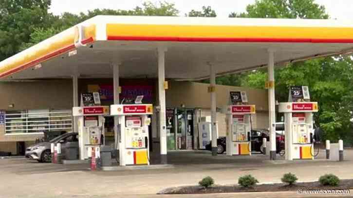 Gas station clerk stole $1 million lottery ticket from customer, TN sheriff says
