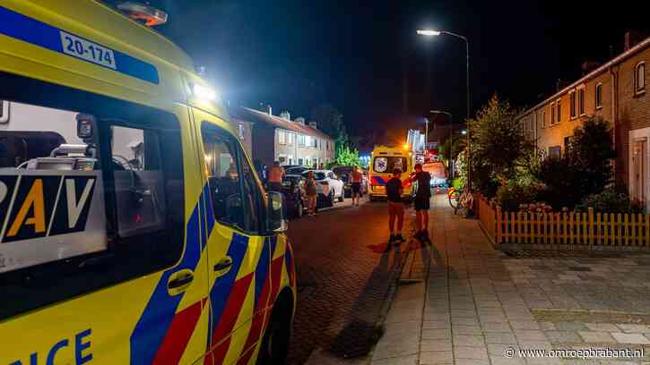 Bewusteloze vrouw gered uit huis waar brand woedt