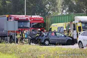 Automobilist gewond bij ongeluk met vrachtwagen op Spiekweg