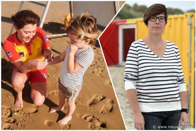 Opvallend veel kinderen liepen gisteren verloren langs kust: “Terwijl zij bij ons wachten, zijn hun ouders aan het pintelieren”