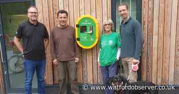 Oxhey Park gets defibrillator thanks to council grant