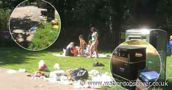 Cassiobury Park littering 'shameful' amid heatwave picnics