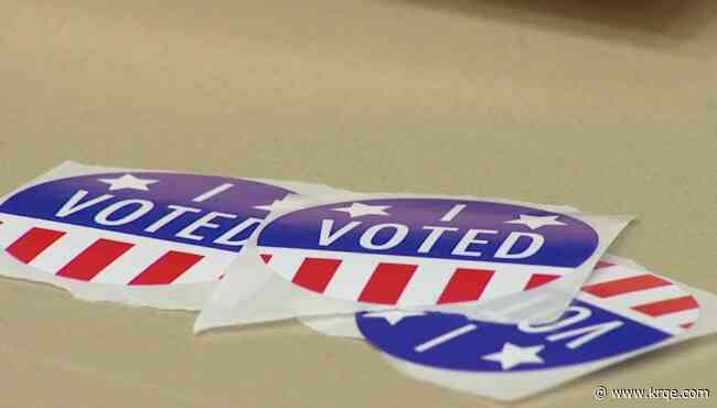 Los Alamos holding election sticker design contest
