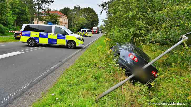 112-nieuws: auto crasht na achtervolging • A58 mogelijk hele avond dicht