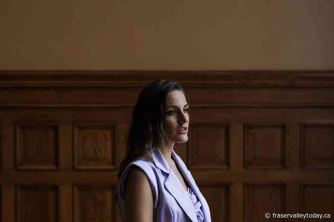 Two witnesses storm out of House committee in tears, decrying Liberal politicization