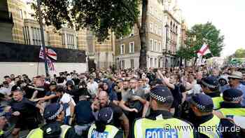 Randale nahe Downing Street nach Messerattacke