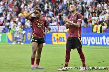 Debast reageert na eerste wedstrijd in shirt van Sporting: "Ik hoop dat de coach er net zo over denkt"