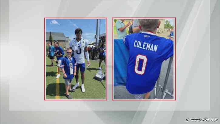 Keon Coleman surprises young fan after viral moment