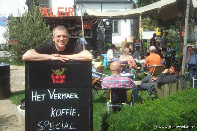 Fietstocht langs Meetjeslandse cafés leidt naar idyllische zuiden: “Er stroomt Spaans bloed door de Kasteeldreef”