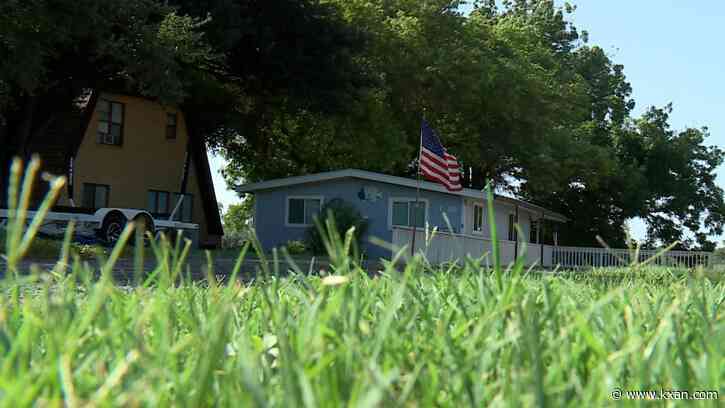 Arrest warrant out for third suspect in deadly fight at Kingsland home