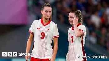 Canada qualify despite six-point deduction