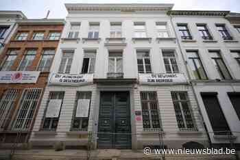 Kunstenaarscollectief Ercola moet pand in Wolstraat verlaten: “Felbegeerd vastgoed, daar kunnen we niet tegen winnen”