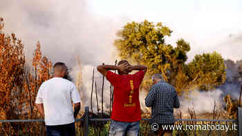Incendio a Ponte Mammolo, la pista della criminalità dietro al maxi rogo