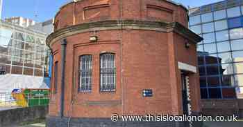 Woolwich foot tunnel repair works delayed over bill fight