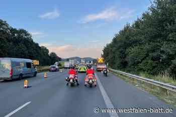 Motorradstaffel hält Einsatzkräften die Rettungsgasse frei