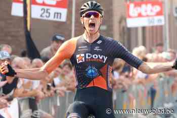 Kenneth Verstegen rijdt solo naar de bloemen in Internatie in Reningelst: “Bevrijdende zege”