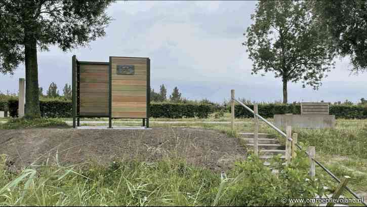 Emmeloord - Zwemmers in Wellerwaard kunnen zich nu omkleden zonder pottenkijkers