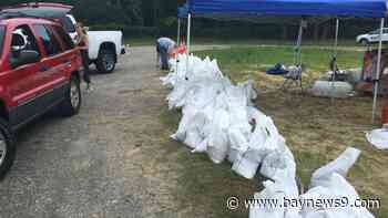 Free sandbag sites opening around Tampa