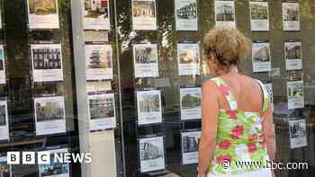 First-time buyers spending 40% of pay on mortgages