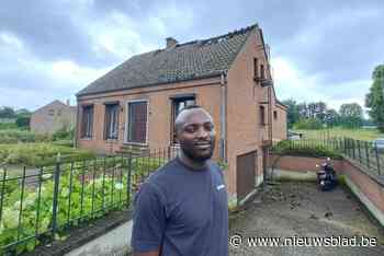 Door bliksem getroffen kot was nog maar pas verlaten door twee studenten: “Waar de bliksem insloeg, stond mijn bed”