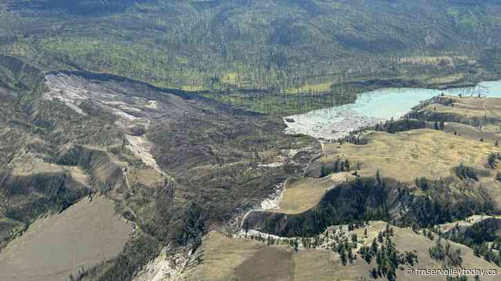 First Nation chief says B.C. landslide doubled in size, sparks concerns