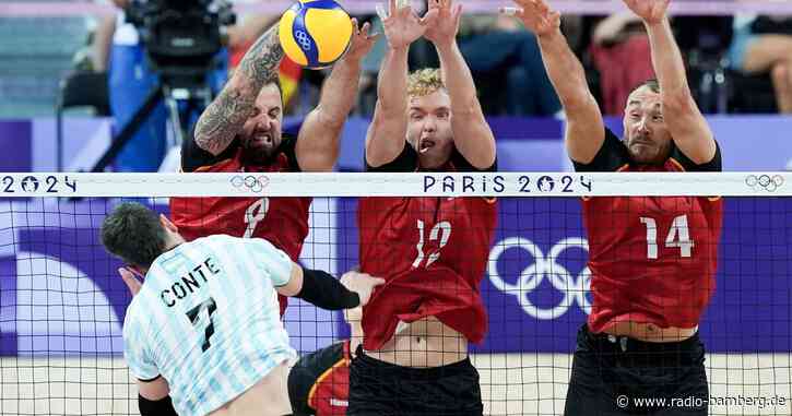 Volleyballer ziehen souverän ins Viertelfinale ein