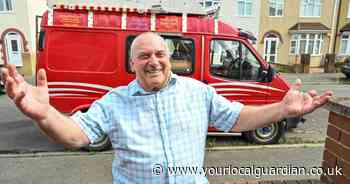 Grandfather with cancer gave up work and is traveling the world