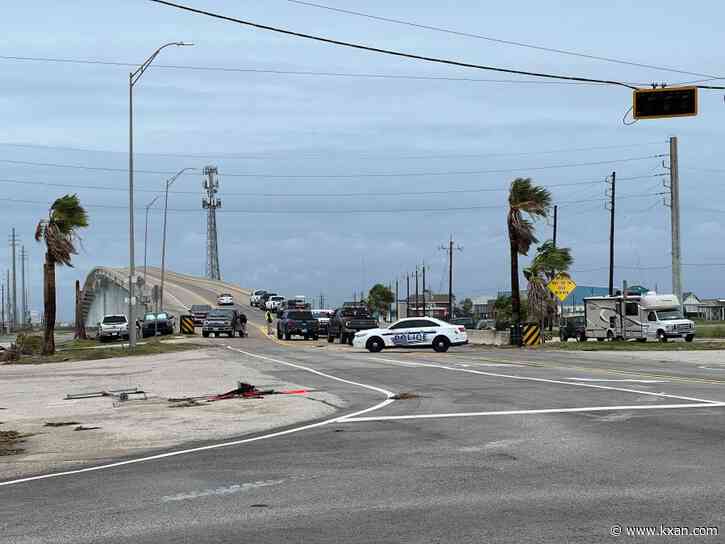 Gov. Abbott meets with CenterPoint, provides improvement plan