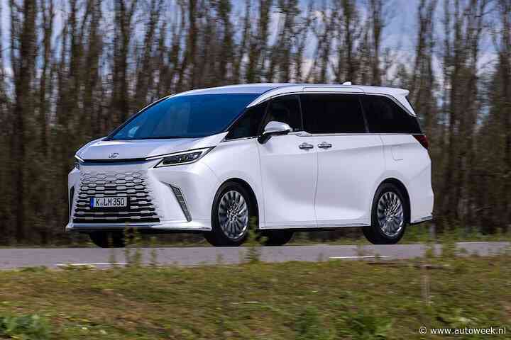 Lexus LM 350h - Auto-immigratiedienst