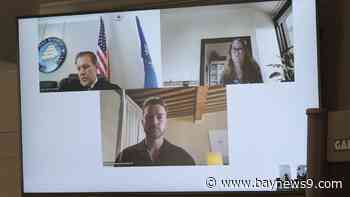 N.Y. judge suspends Justin Timberlake's driver's license over DWI arrest; singer pleads not guilty