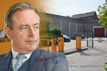 Antwerpse gevangenis moet parking laten bewaken: maatregel van De Wever tegen ‘overgooiers’