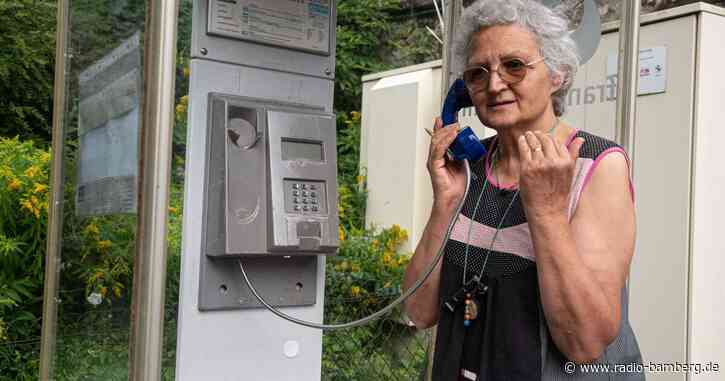 In Frankreichs letzter Telefonzelle klingelt es permanent