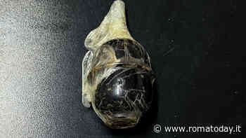 Spacciatore in monopattino: in casa fucili rubati, un revolver e una granata sovietica