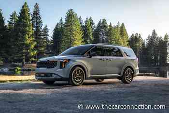Kia Carnival vs. Chrysler Pacifica: Compare Minivans