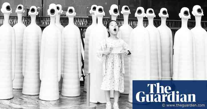 ‘The girl was so much like the sculptures they became a whole’: Yue Yu’s best phone picture