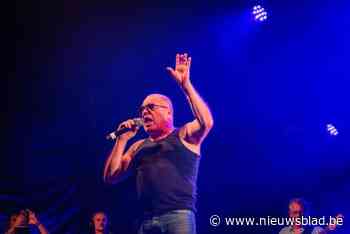 Zanger Sergio brengt emotioneel eerbetoon aan scoutsleider die overleed in Vielsalm: “Dit was zijn lijflied”