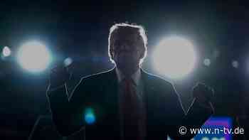 Mit Stift, Block, Wasserflasche: Trump nun doch zu TV-Duell gegen Harris bereit