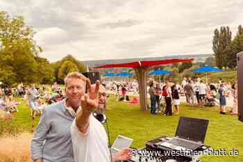 Charity-Tombola beim Feierabendpicknick auf der Weserscholle in Höxter