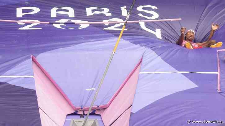 Silver lining for rowers, heartbreak for Warner in eventful Day 8 at Paris Olympics