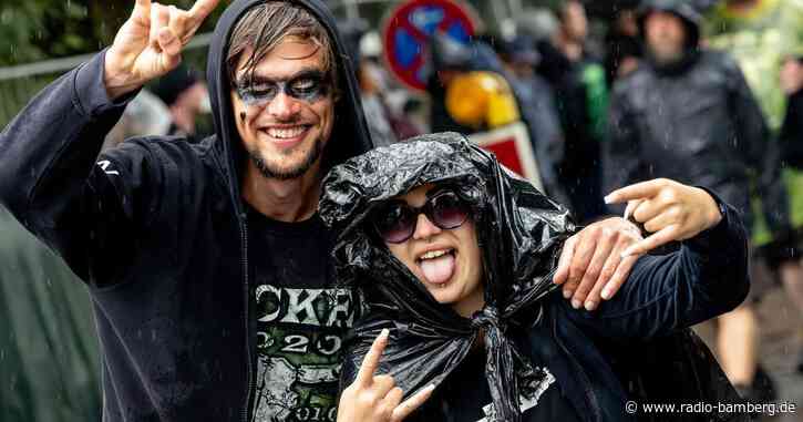 Wummernde Bässe lassen Wackens Wiesen beben